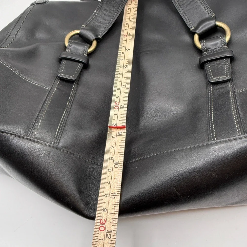 Vintage Coach Leather Shoulder Bag Women Black Turnlock Gold Hardware Satchel